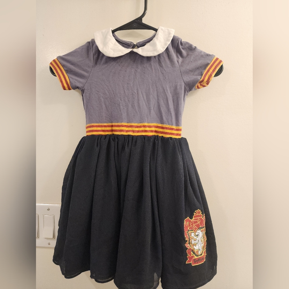 Warner Bros. Harry Potter Gray and Black Dress with Cape 4T